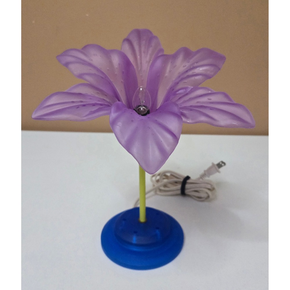 Vintage Purple Lily Flower Accent Lamp Whimsical Botanical Night Light 12 Inch